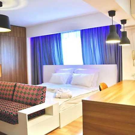 Godfather's Industrial Loft Style Studio In Downtown Unirii