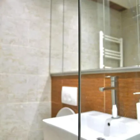 Godfather's Industrial Loft Style Studio In Downtown Unirii Διαμέρισμα *